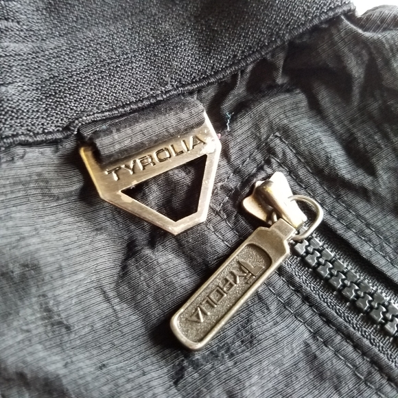 Vintage Tyrolia High Waisted Skiwear Skiboarding Stirrup Black Pants - Picture 5 of 11